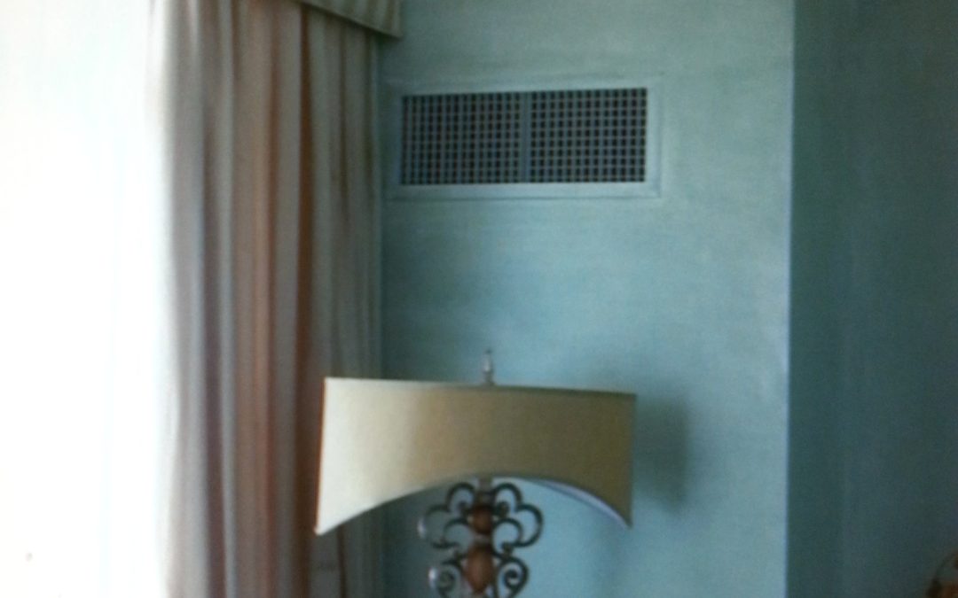 Augmenting Decorative Wall Glazing Techniques in Malvern, Pennsylvania: A Masterclass by Michael O’Sheehan